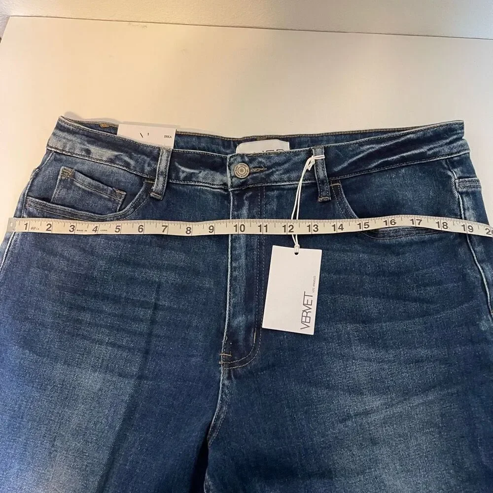 Vervet Erika Stretch Mom Jeans Size 32‎ NWT